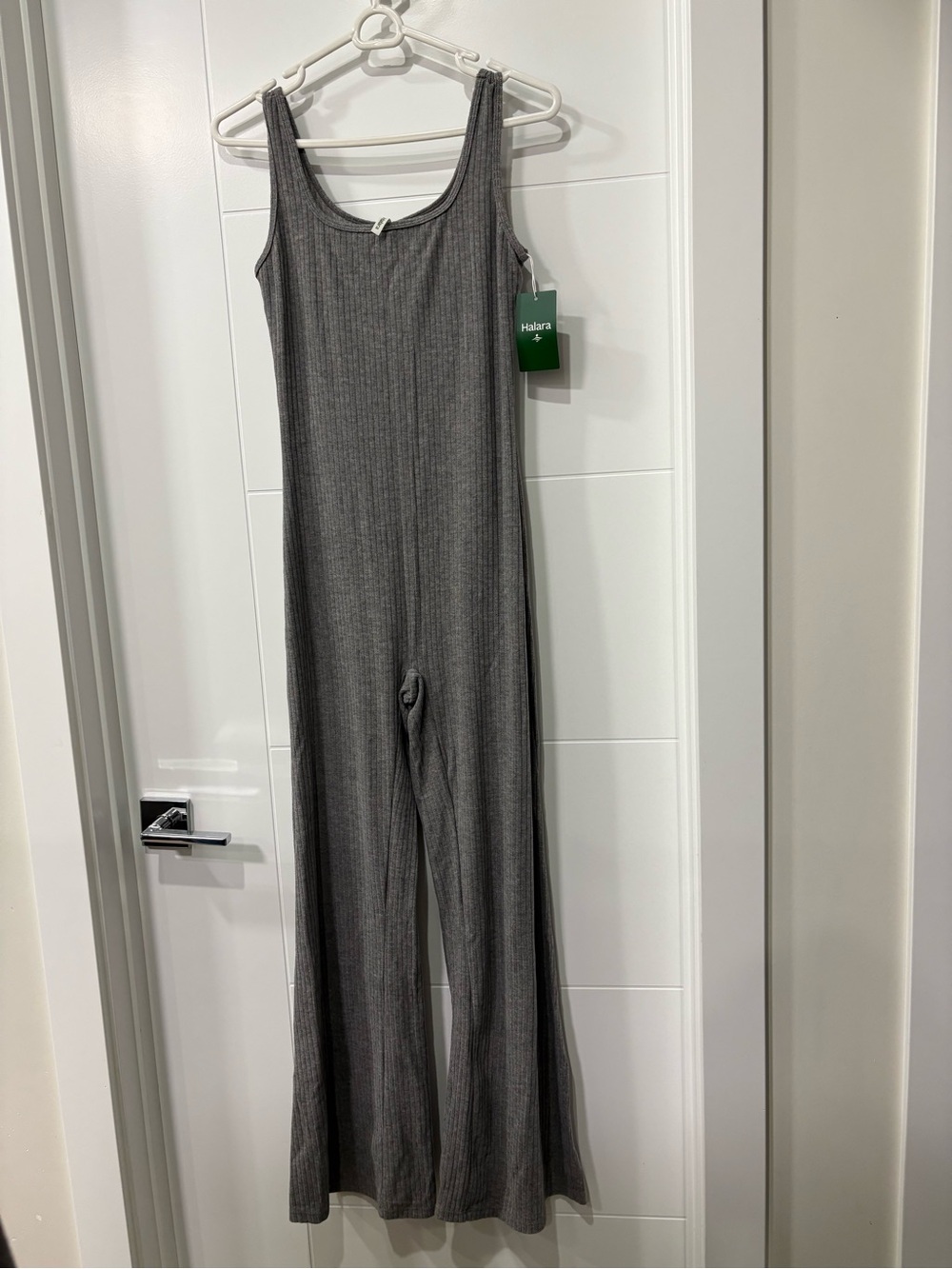HALARA Ribbed Tank Wide-Leg Jumpsuit in Gray